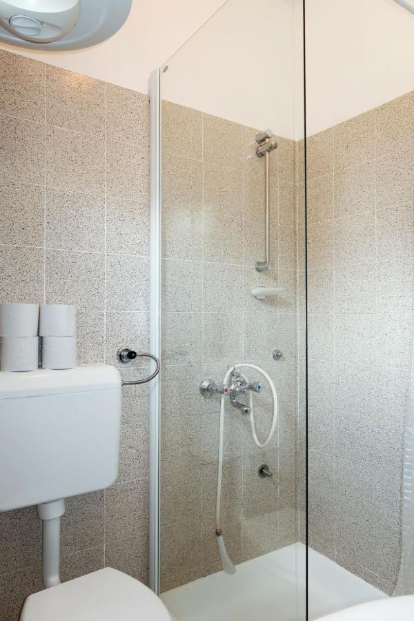Apartment Meri - Krk211 By Interhome Kornic Ngoại thất bức ảnh