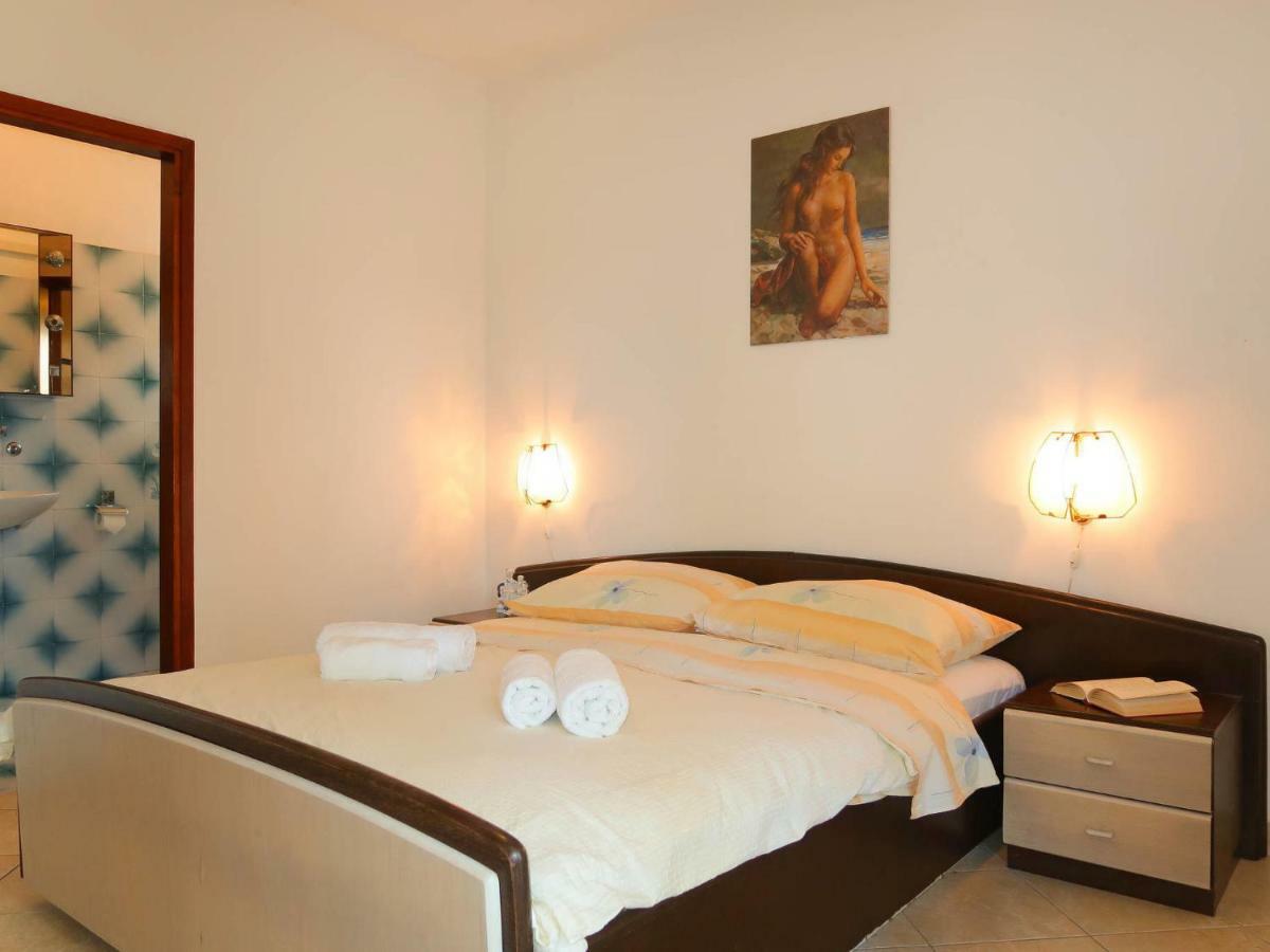 Apartment Meri - Krk211 By Interhome Kornic Ngoại thất bức ảnh